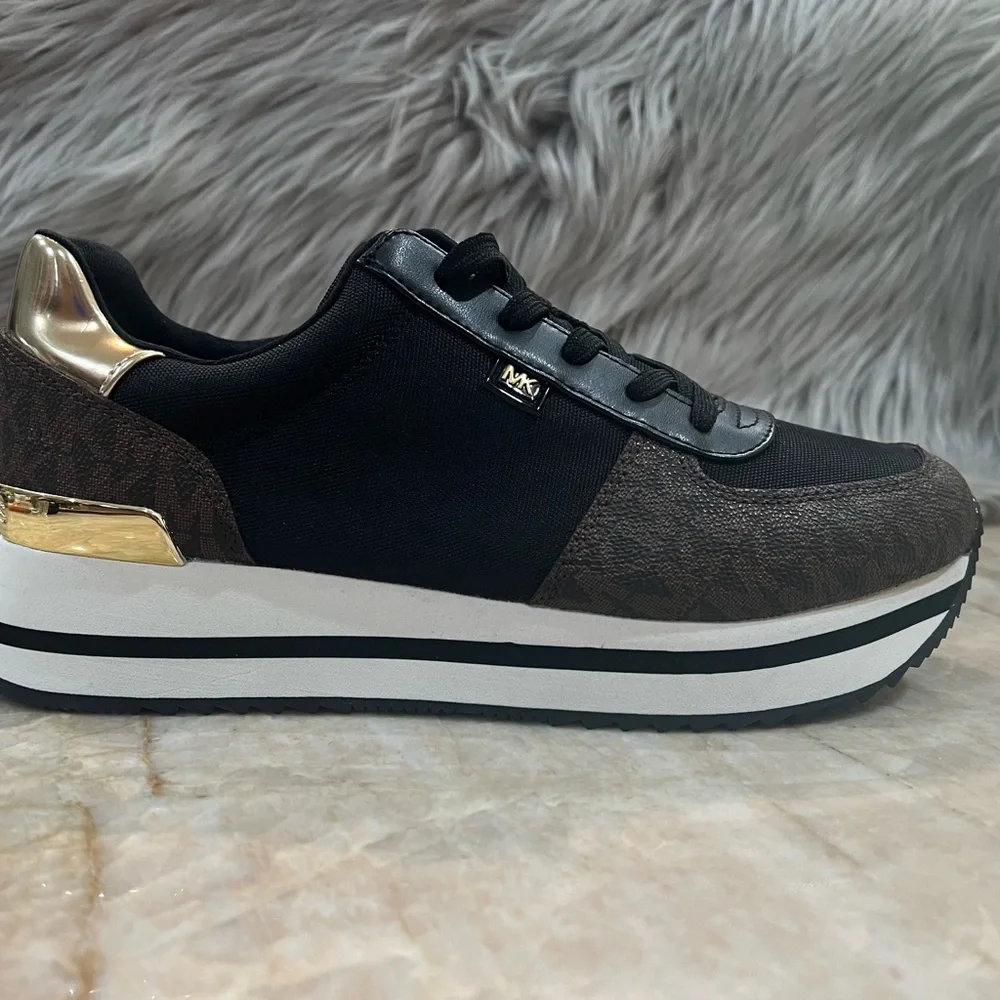 Michael Kors Women's Monique Trainer Lace-up Sneakers - Brown Logo - Picture 8 of 8